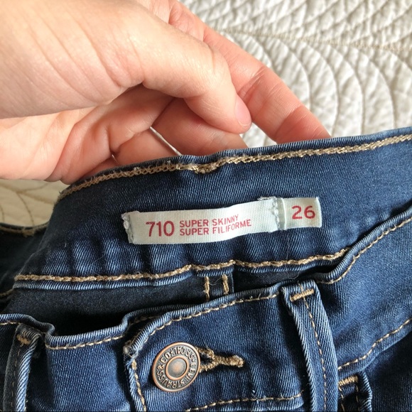 5/$35🍑LEVI’S 710 Super Skinny Medium Wash Jeans - Picture 8 of 9